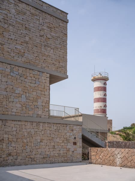 Lost Villa. Huanglong Island Lighthouse Hotel
